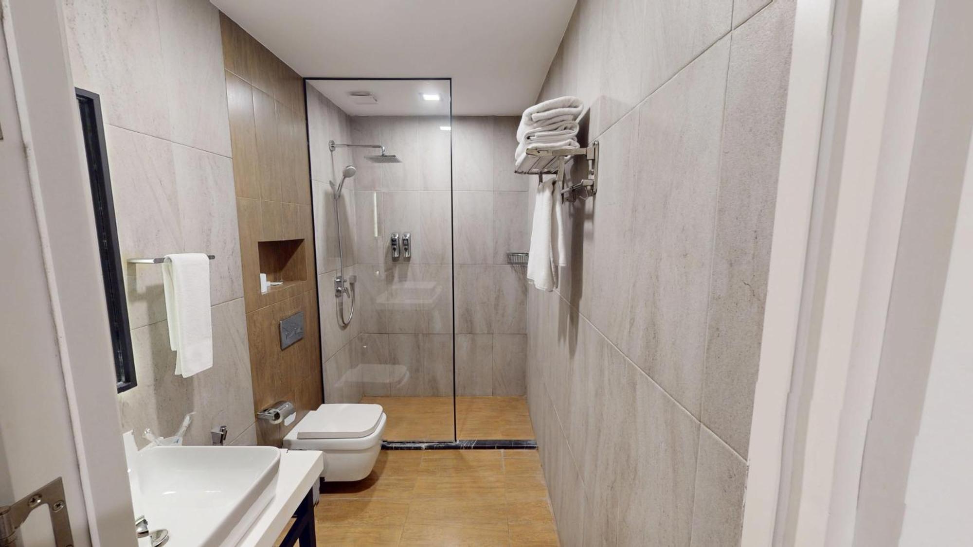 Port Rivoli Hotel Baku Bilik gambar